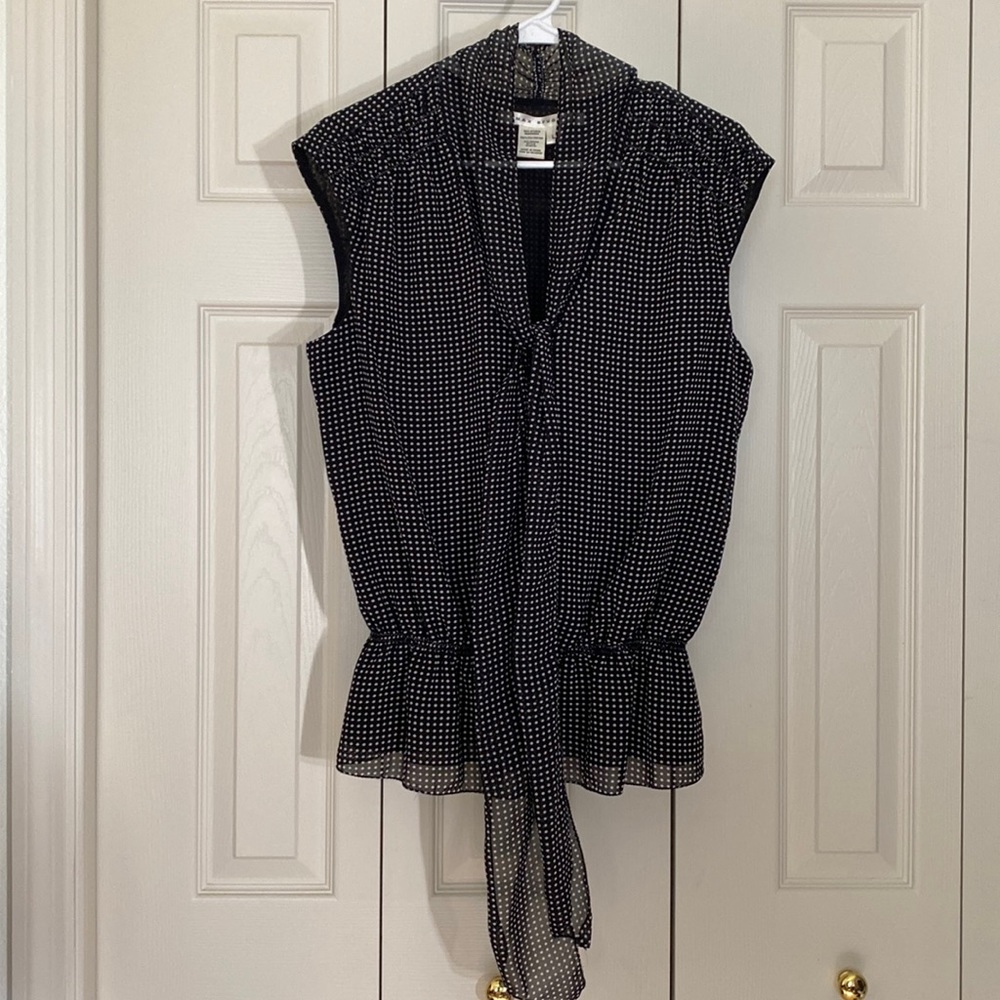 Black with small white dots sleeveless blouse, Max Studio, size large